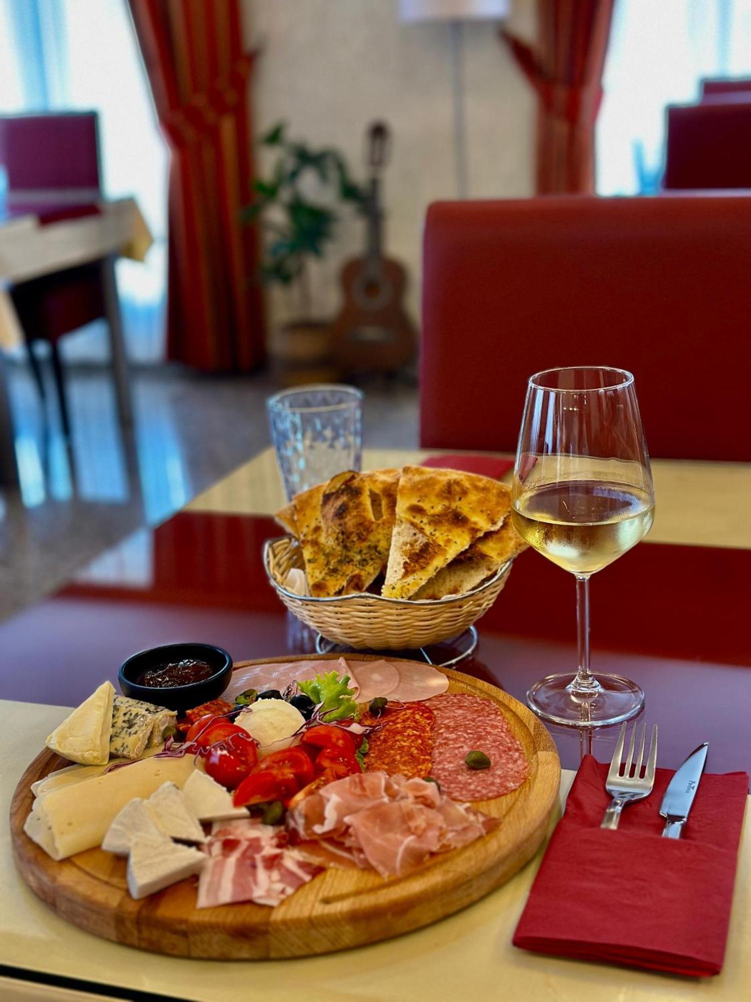 Hotel Quattro Međugorje Kültér fotó